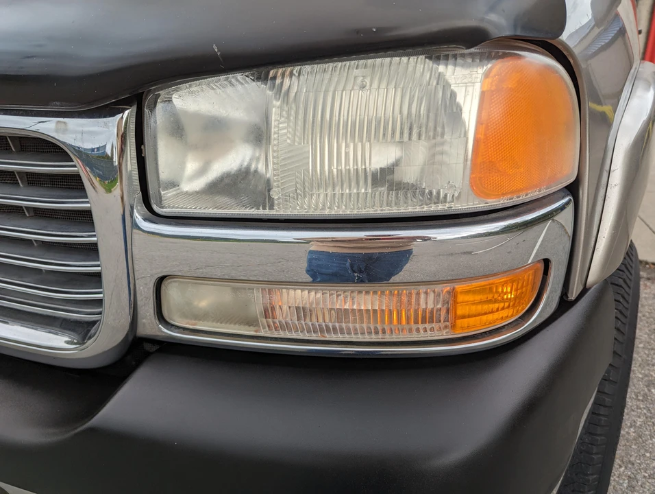2001 GMC Sierra Heavy Duty 2nd Gen - Image 18 of 31