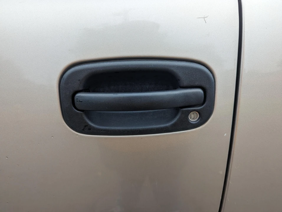 2001 GMC Sierra Heavy Duty 2nd Gen - Image 29 of 31