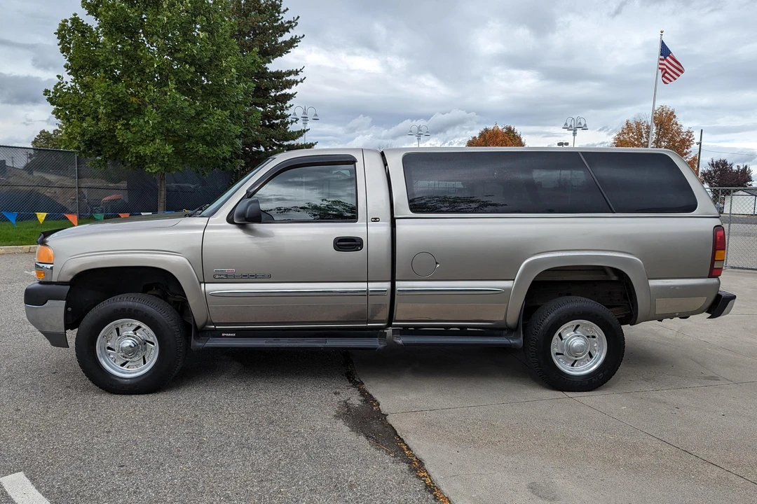 2001 GMC Sierra Heavy Duty 2nd Gen - Image 3 of 31