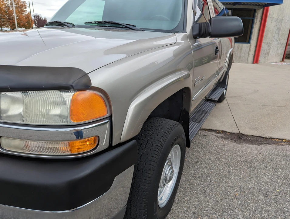 2001 GMC Sierra Heavy Duty 2nd Gen - Image 22 of 31