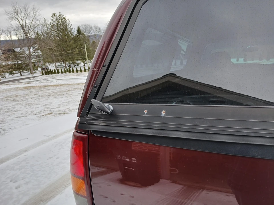 2001 GMC Sierra Heavy Duty 2nd Gen - Image 30 of 31