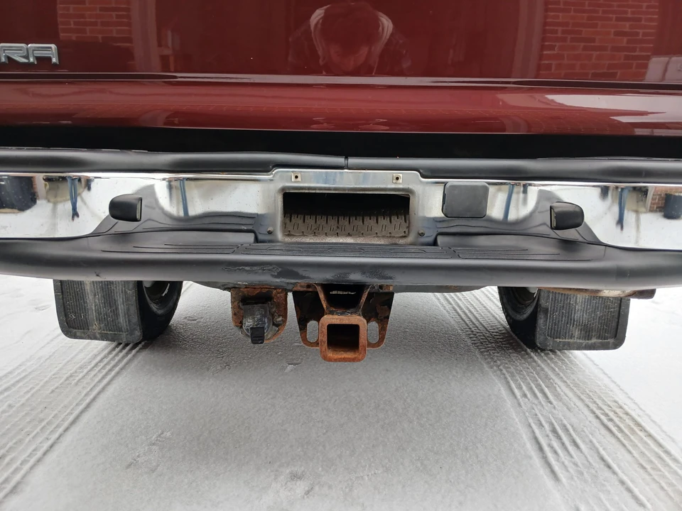 2001 GMC Sierra Heavy Duty 2nd Gen - Image 28 of 31