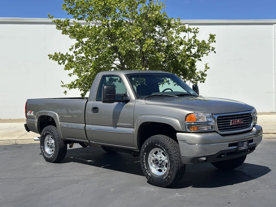 2001 GMC Sierra Heavy Duty 2nd Gen - Image 4 of 31