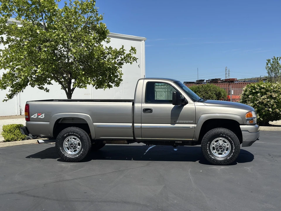 2001 GMC Sierra Heavy Duty 2nd Gen - Image 12 of 31