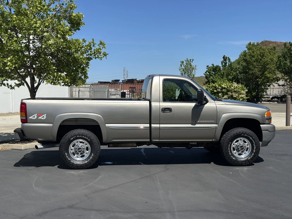 2001 GMC Sierra Heavy Duty 2nd Gen - Image 14 of 31