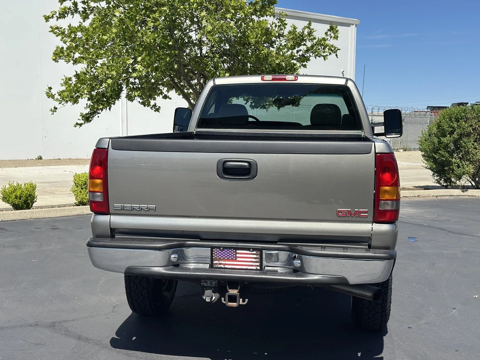 2001 GMC Sierra Heavy Duty 2nd Gen - Image 23 of 31