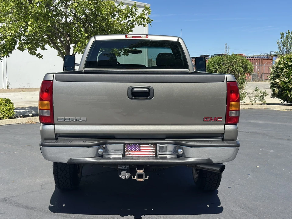 2001 GMC Sierra Heavy Duty 2nd Gen - Image 24 of 31