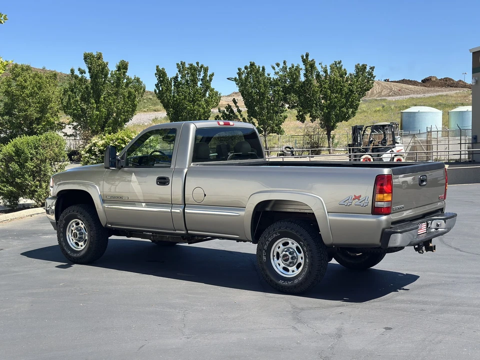 2001 GMC Sierra Heavy Duty 2nd Gen - Image 30 of 31