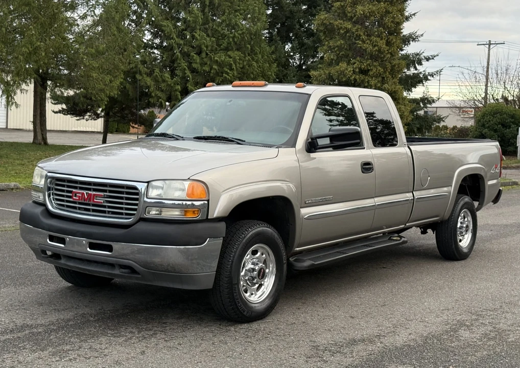 2001 GMC Sierra Heavy Duty 2nd Gen - Image 2 of 31
