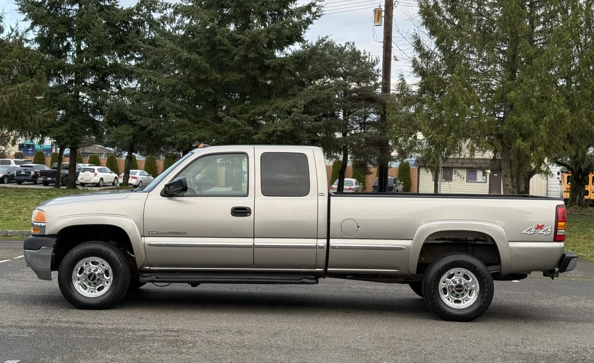 2001 GMC Sierra Heavy Duty 2nd Gen - Image 16 of 31