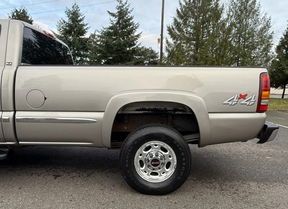 2001 GMC Sierra Heavy Duty 2nd Gen - Image 25 of 31
