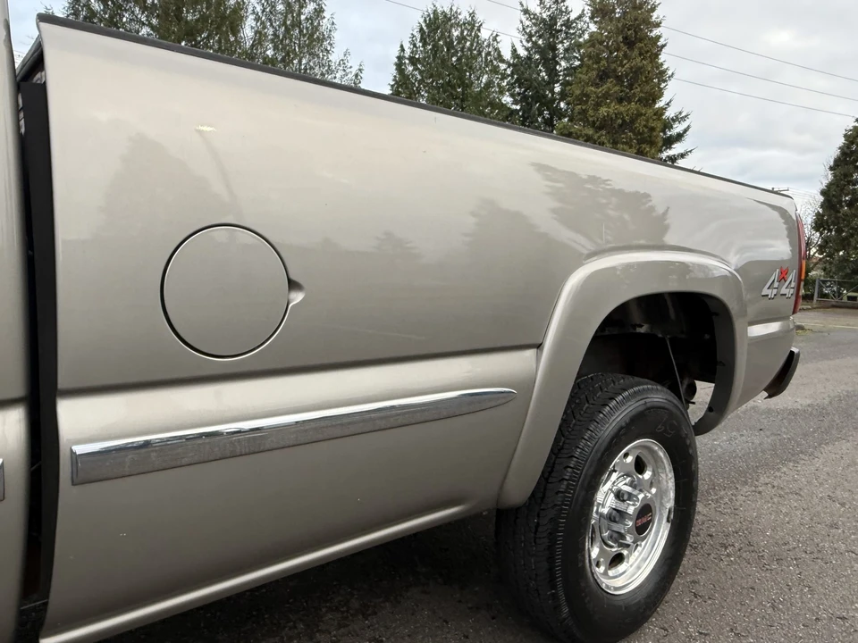 2001 GMC Sierra Heavy Duty 2nd Gen - Image 23 of 31