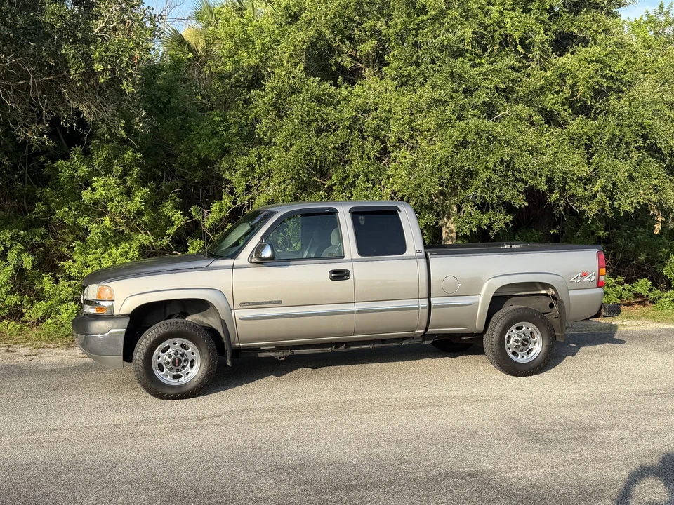 2001 GMC Sierra Heavy Duty 2nd Gen - Image 25 of 31
