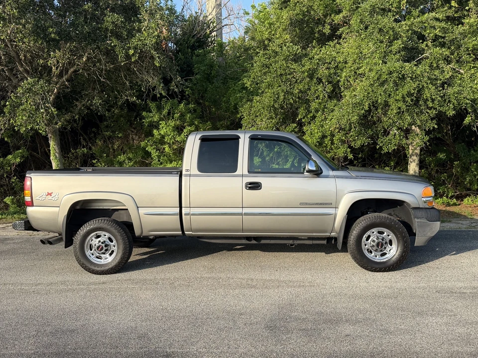 2001 GMC Sierra Heavy Duty 2nd Gen - Image 29 of 31