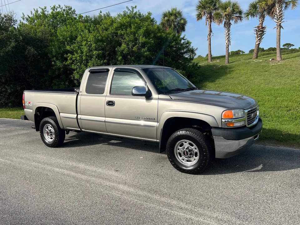 2001 GMC Sierra Heavy Duty 2nd Gen - Image 20 of 31