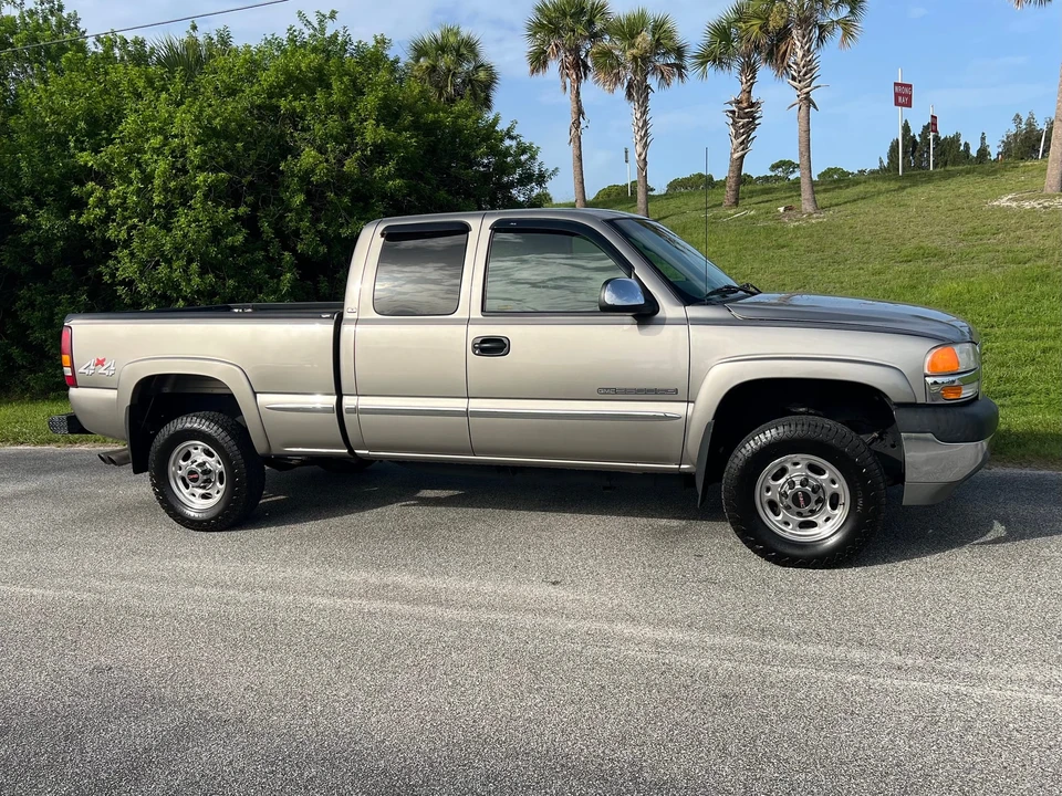 2001 GMC Sierra Heavy Duty 2nd Gen - Image 18 of 31