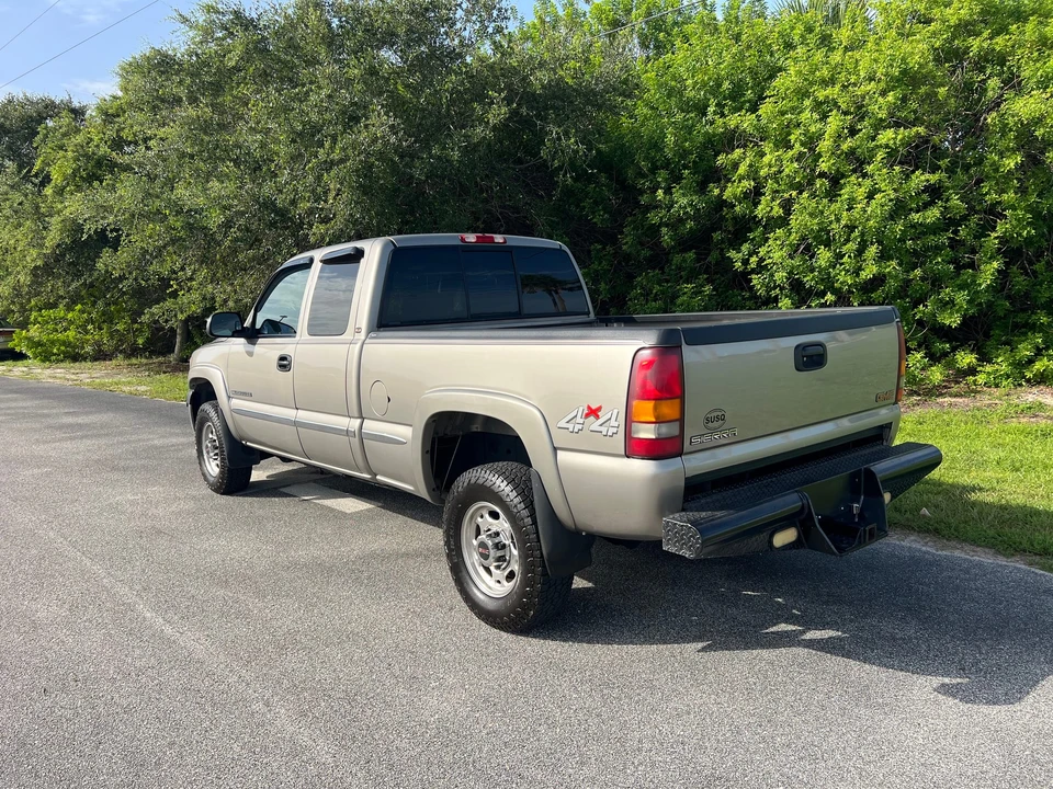 2001 GMC Sierra Heavy Duty 2nd Gen - Image 11 of 31