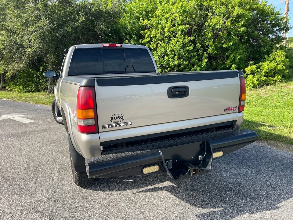 2001 GMC Sierra Heavy Duty 2nd Gen - Image 12 of 31