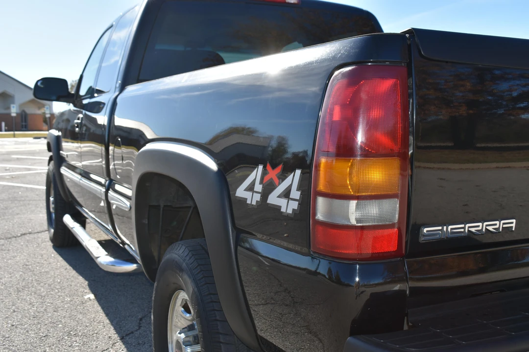 2001 GMC Sierra Heavy Duty 2nd Gen - Image 30 of 31