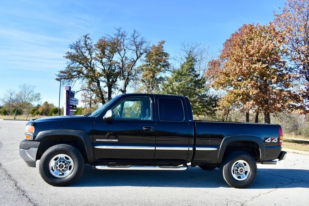 2001 GMC Sierra Heavy Duty 2nd Gen - Image 8 of 31