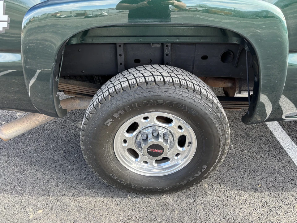 2001 GMC Sierra Heavy Duty 2nd Gen - Image 29 of 31
