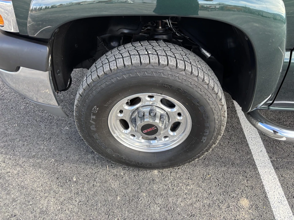 2001 GMC Sierra Heavy Duty 2nd Gen - Image 26 of 31