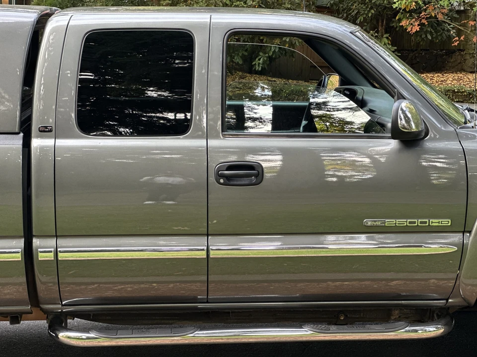 2001 GMC Sierra Heavy Duty 2nd Gen - Image 21 of 31