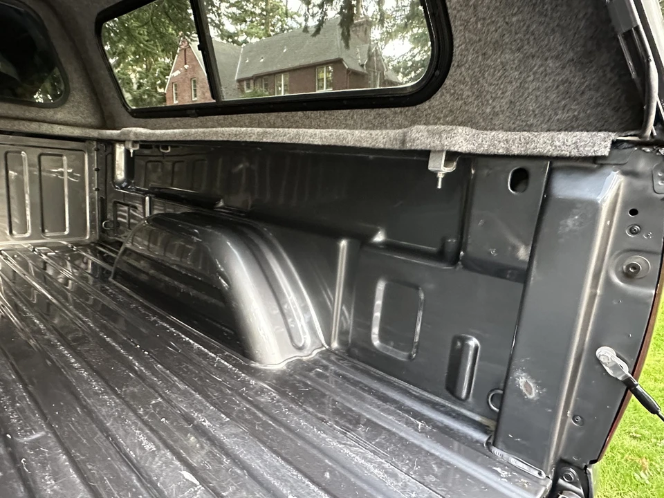 2001 GMC Sierra Heavy Duty 2nd Gen - Image 28 of 31