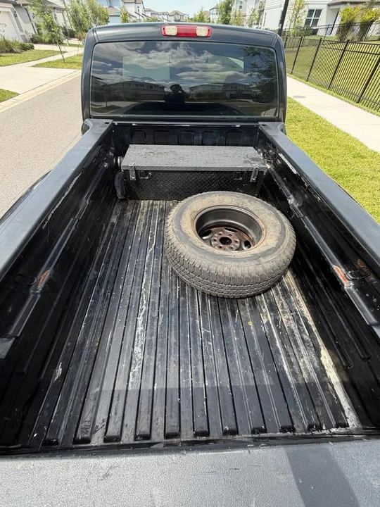 2001 GMC Sierra 2nd Gen - Image 11 of 17