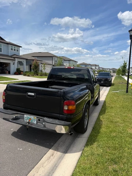 2001 GMC Sierra 2nd Gen - Image 7 of 17