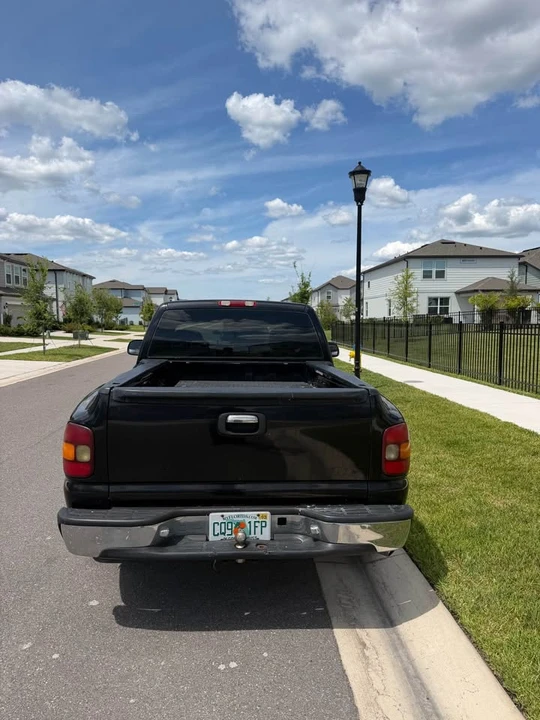 2001 GMC Sierra 2nd Gen - Image 6 of 17