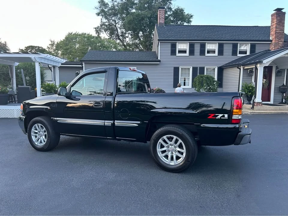 2001 GMC Sierra 2nd Gen - Image 4 of 10