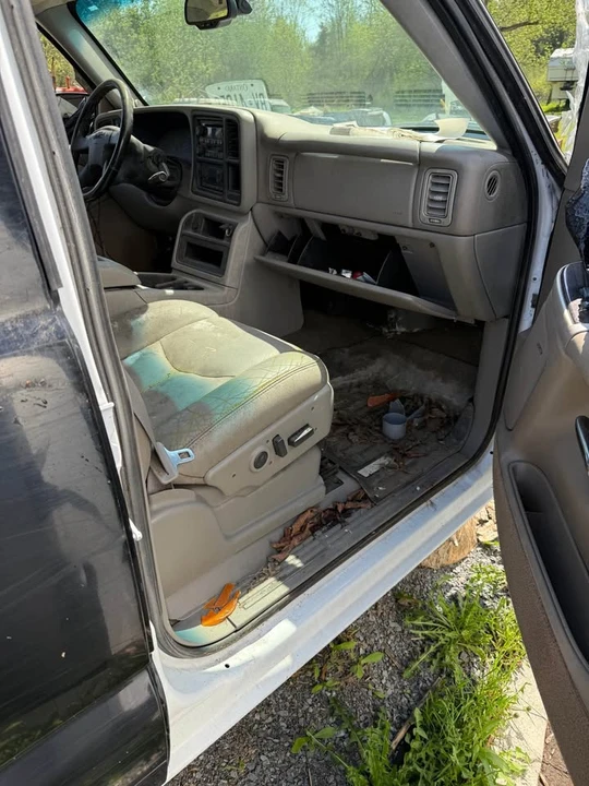 2001 GMC Sierra 1st Gen - Image 12 of 12
