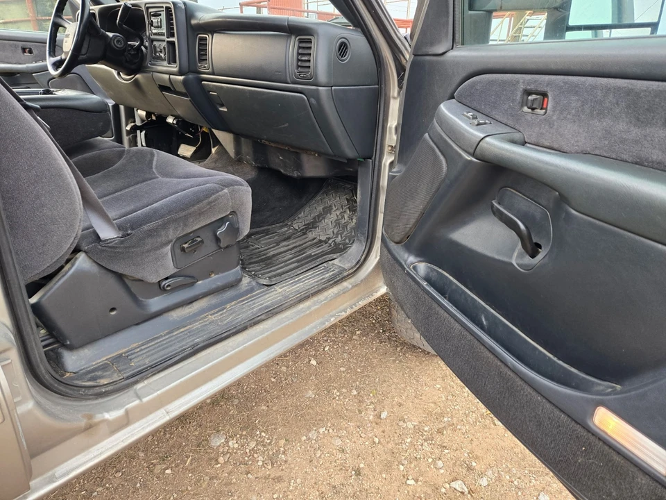 2001 GMC Sierra Heavy Duty 2nd Gen - Image 8 of 9