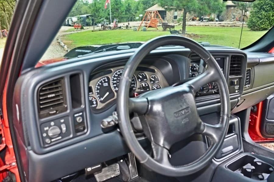 2001 GMC Sierra 2nd Gen - Image 8 of 16