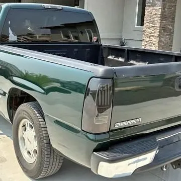 2001 GMC Sierra SLE Pickup 4D 6 1/2 ft