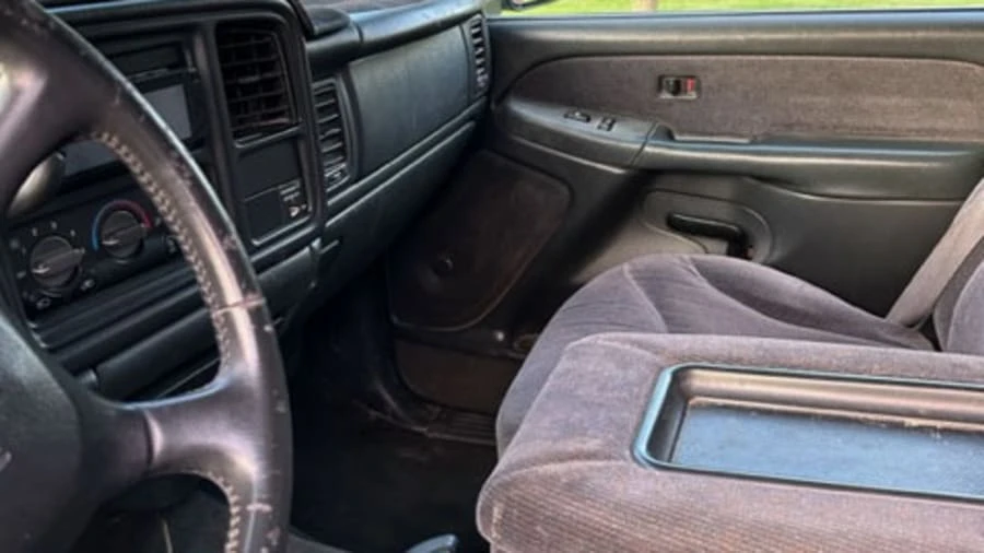 2001 GMC Sierra 2nd Gen - Image 5 of 23