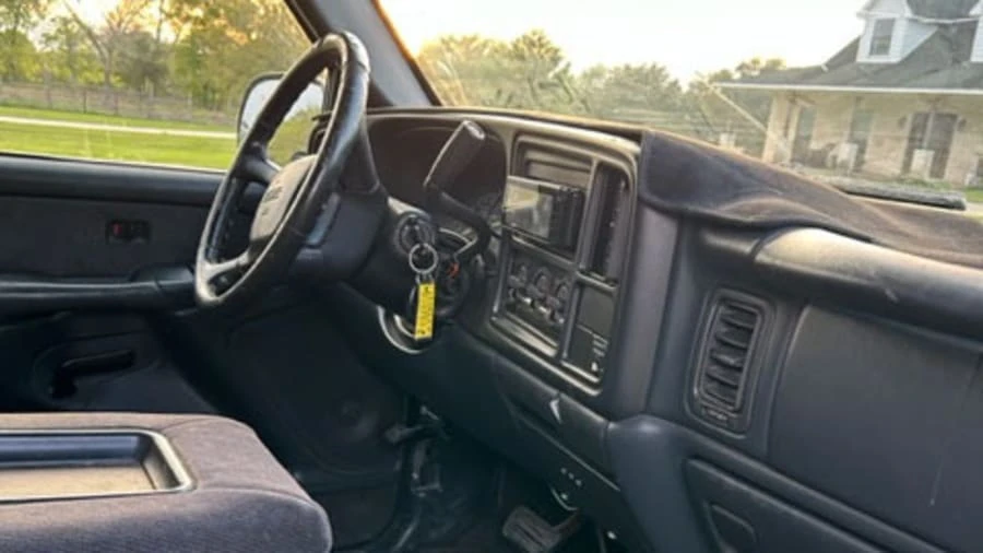 2001 GMC Sierra 2nd Gen - Image 7 of 23
