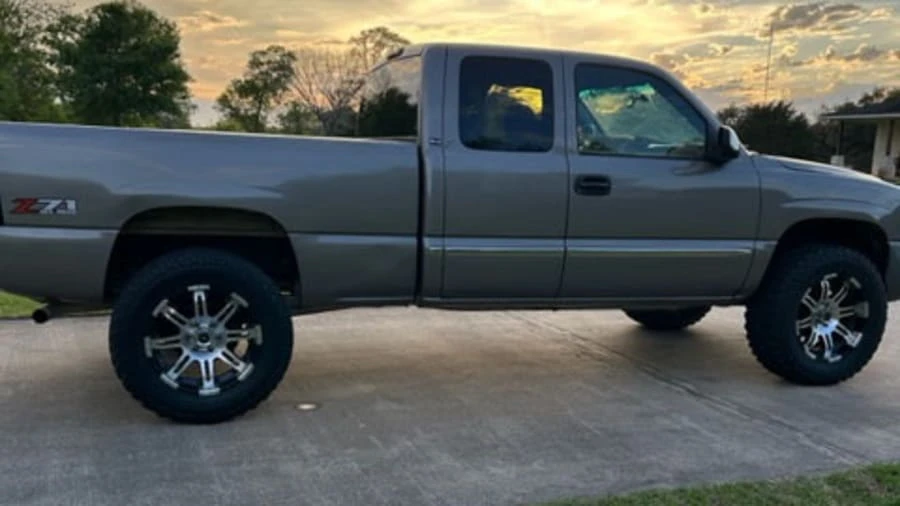 2001 GMC Sierra 2nd Gen - Image 19 of 23