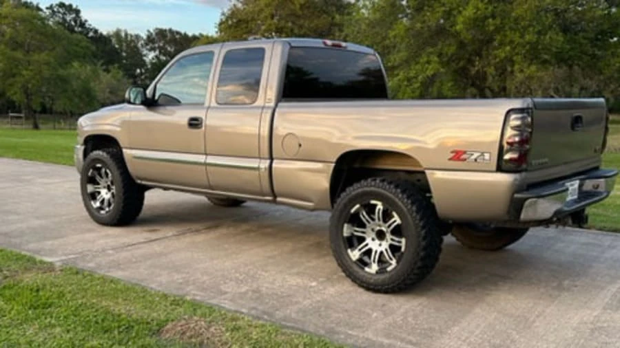 2001 GMC Sierra 2nd Gen - Image 22 of 23