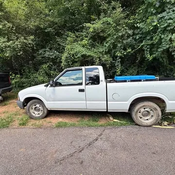 2001 GMC Sonoma Extended Cab Pickup