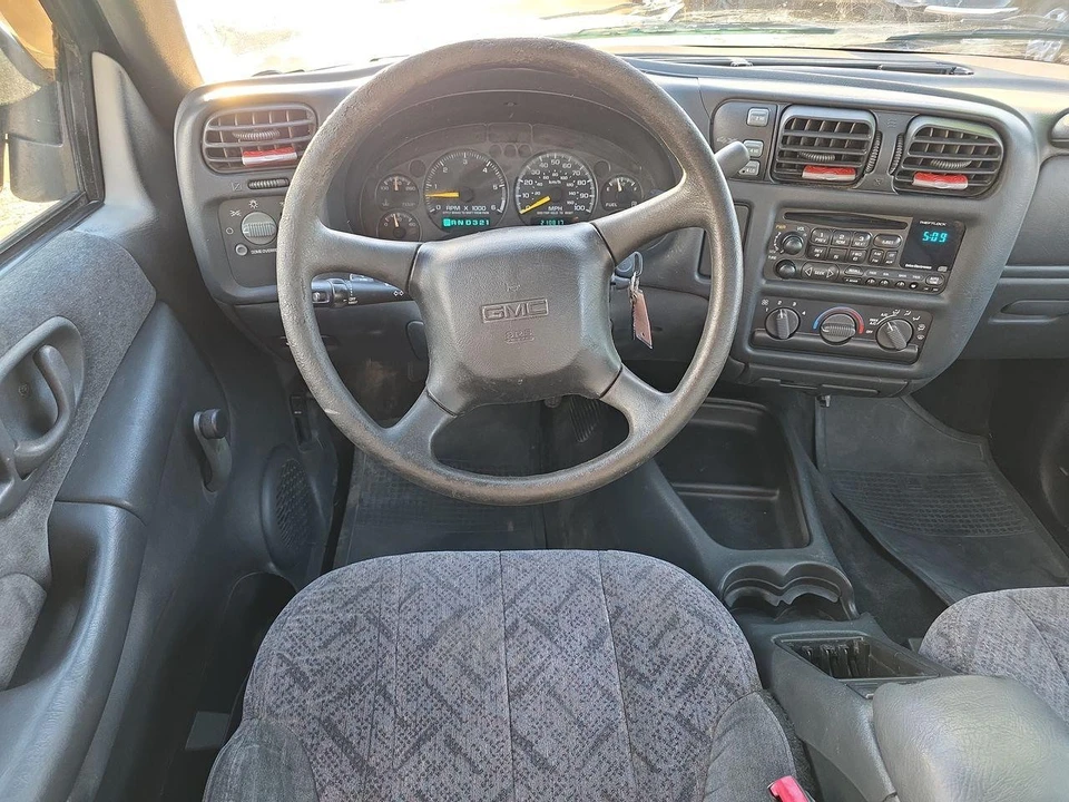 2001 GMC S-15/Sonoma - Image 6 of 12