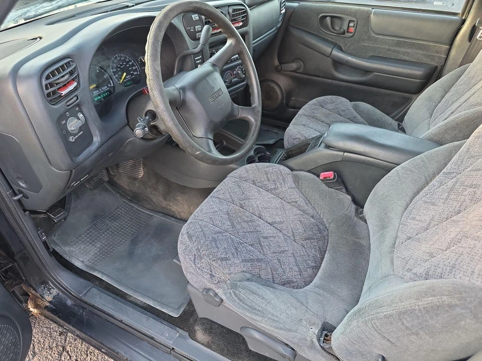 2001 GMC S-15/Sonoma - Image 4 of 12