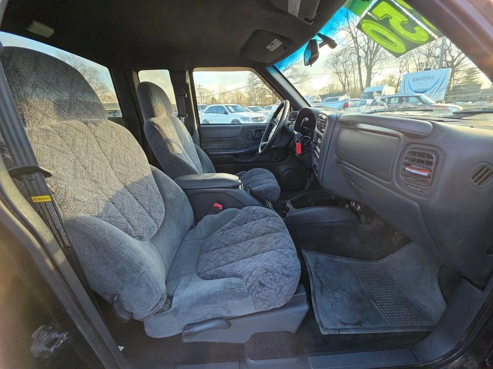 2001 GMC S-15/Sonoma - Image 8 of 12