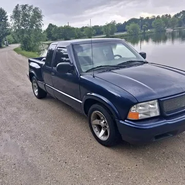 2001 GMC Sonoma Regular Cab Short Bed