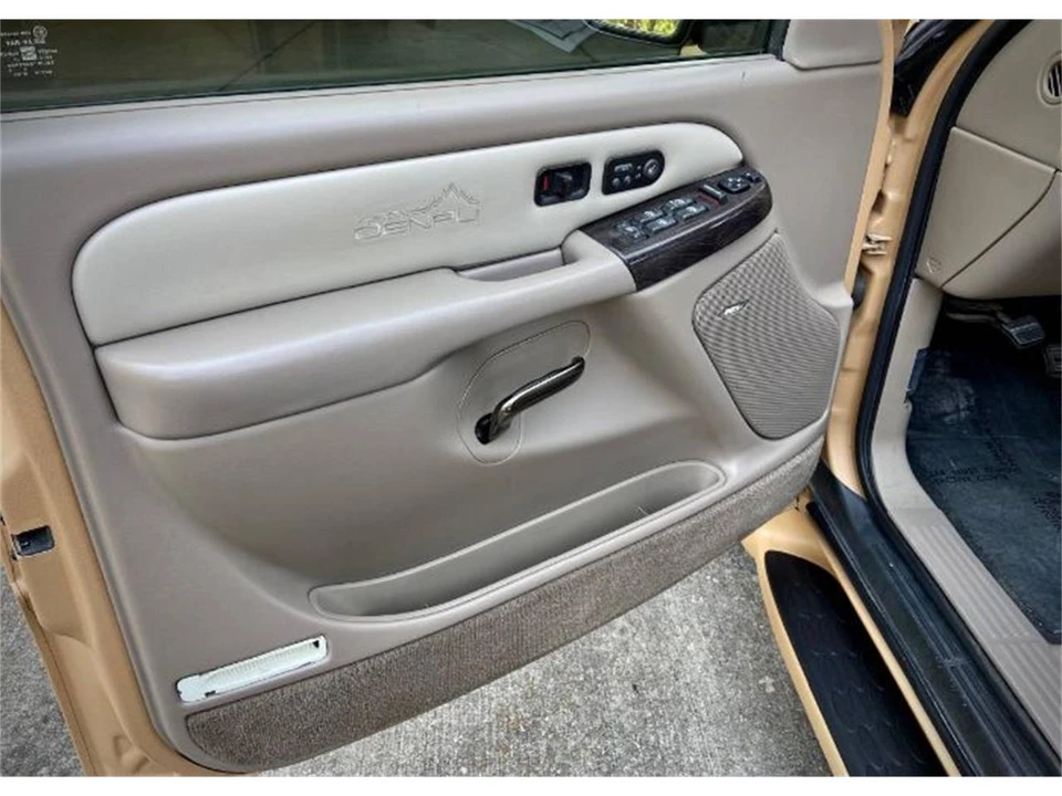 2001 GMC Yukon 2nd Gen - Image 8 of 25