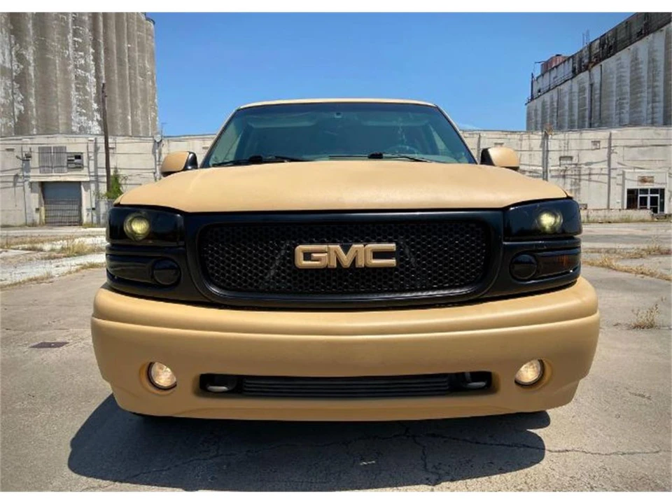 2001 GMC Yukon 2nd Gen - Image 21 of 25