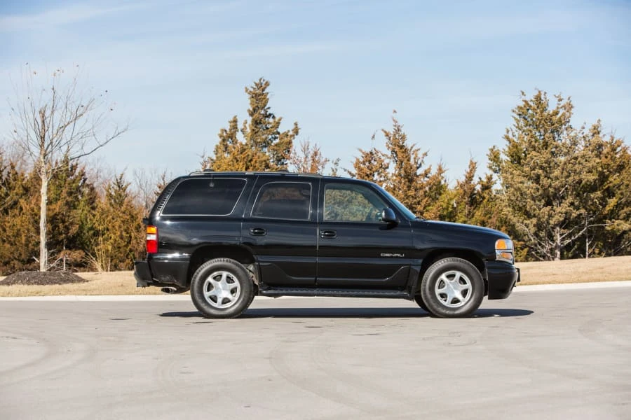 2001 GMC Yukon 2nd Gen - Image 8 of 12