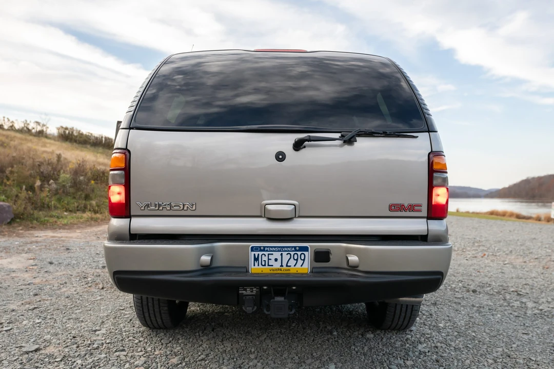 2001 GMC Yukon 2nd Gen - Image 14 of 31
