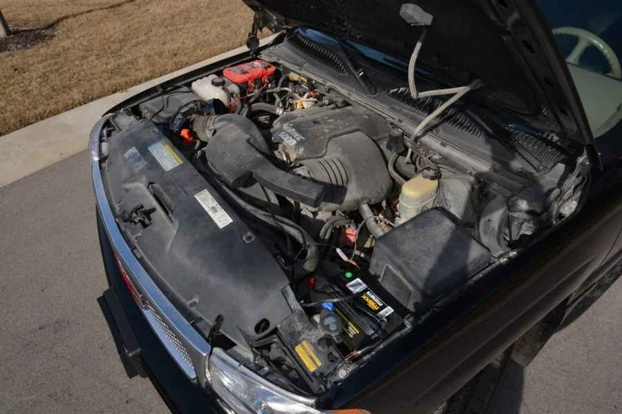 2001 GMC Yukon 2nd Gen - Image 6 of 12